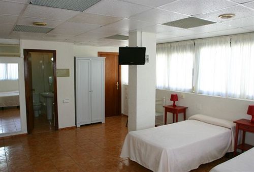 Hotel Cervantes อาลิกันเต ภายนอก รูปภาพ